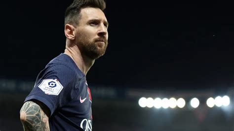Lionel Messi admite que tuvo una “adaptación difícil” en Francia tras mudarse al Paris Saint-Germain