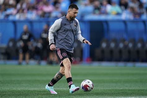 Lionel Messi in starting lineup for Inter Miami in MLS season finale at Charlotte