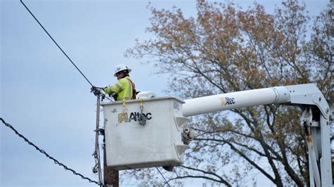 Report a Streetlight Outage. CLICK HERE... To report a gas leak, downed wires, or other hazardous condition, LEAVE the area and get to a safe location. Then call PSE&G at 1-800-436-PSEG (7734) or call our Emergency Line at 1-800-880-PSEG (7734). To report a power or streetlight outage, log in to My Account or call 1-800-436-PSEG (7734).. 