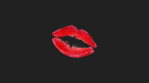 chacha125 on DeviantArt https://www.deviantart.com/chacha125/art/Three-maids-lipstick-kisses-GIF-1-870441162 chacha125