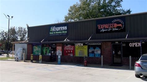 Liquor store pontotoc ms. Express Liquor & Wine Shop located at 237 MS-15 N, Pontotoc, MS 38863 - reviews, ratings, hours, phone number, directions, and more. 