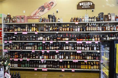 Liquor store portland oregon. Jan 22, 2019 ... PORTLAND, Ore. — Bourbon is hot. It's as popular as ever, leading some people to use the phrase “bourbon boom.”. 