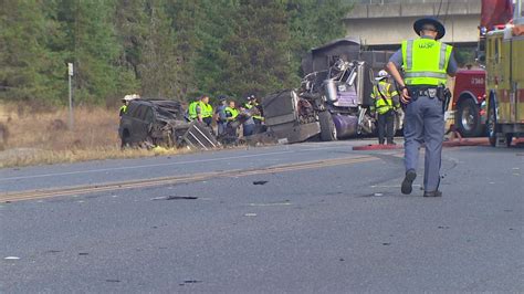 Lisa Replogle Killed, Rocky Graham Hurt in Head-On Crash on State Route 101 [Shelton, WA]