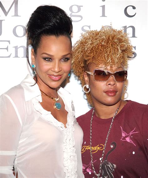 Rumors were swirling that LisaRaye McCoy was unaware of her baby sister Da Brat's pregnancy before she debuted her adorable baby bump with PEOPLE o n Instagram. But the rapper's wife Jesseca .... 