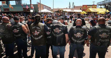 Motorcycle gangs like to flex at an event like Bike Week. The Outlaws Motorcycle Club was the dominant club in Florida until about seven years ago, Scaduto said. But now the Outlaws are being .... 