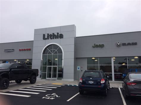 Call us right away at (888) 779-9651 to discuss all of your options or schedule an appointment, or bring your vehicle in to Lithia Chrysler Jeep Dodge of Tri-Cities. One of our experienced technicians will complete a full brake inspections and make recommendations accordingly.