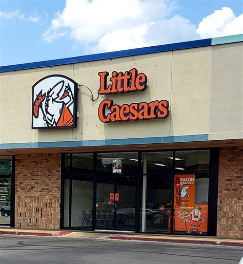 Little Caesars Pizza, 1059 Nathan Dean Bypass in Rockmart