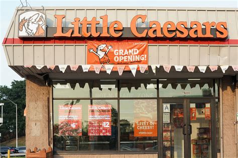 Little caesars chandler texas. The Little Caesars® Pizza name, logos and related marks are trademarks licensed to Little Caesar Enterprises, Inc. If you are using a screen reader and having difficulty please call 1-800-722-3727 . 