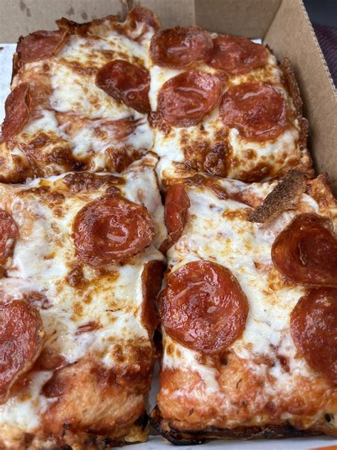 Today, Little Caesars Pizza will be open from 10:30 AM to 10:00 PM. Whether you're curious about how busy the restaurant is or want to reserve a table, call ahead at (863) 471-0220 . Get that dish you've been craving from Little Caesars Pizza through DoorDash .. 