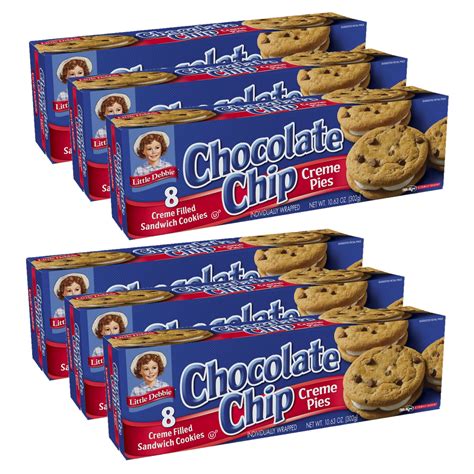 Available in. single serve, family pack, and big pack. Add a sweet surprise to snack time with Little Debbie® Fudge Rounds! Each sandwich cookie has a delicious chocolatey creme between two chocolate cookies and then topped with an even more yummy chocolatey icing. Leave your taste buds singing and a smile on your face for the rest of the day .... 