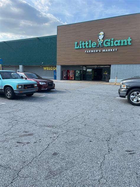  The store provides meat and poultry in small- and family-size packages. Little Giant Farmers Market has a location in Jonesboro, Ga. Email Email Business Extra Phones. Phone: (770) 996-3425. Fax: (770) 996-3425. Payment method all major credit cards, amex, discover, mastercard, visa Location Tara Crossing AKA. Little Giant Farmers Market ... . 