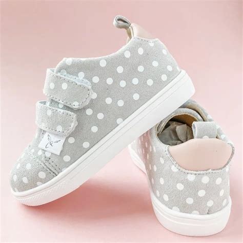 Little love bug shoes. The best part about Little Love Bug Co. footwear is that each pair of shoes offers zero drop, wide toe boxes, and flexible soles so your little’s foot can move and grow the way … 