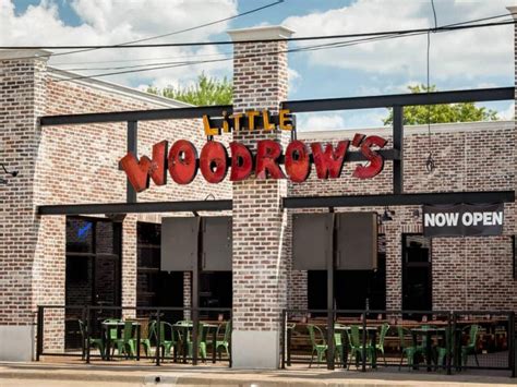Little woodrow. Little Woodrow's EaDo, Houston, Texas. 4,906 likes · 98 talking about this · 42,797 were here. Your favorite neighborhood, backyard bar. Good times and colder beer! 21+ 