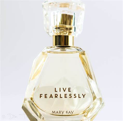 Live Fearlessly Eau de Parfum - Mary Kay