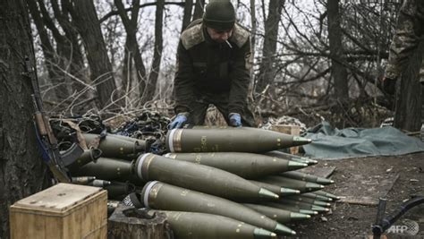 Live Updates | Zelenskyy welcomes US decision to send cluster munitions to Ukraine