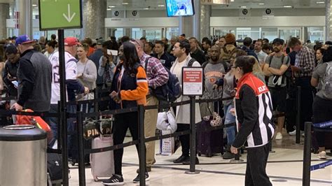 Find out the latest TSA security wait times at Hartsf
