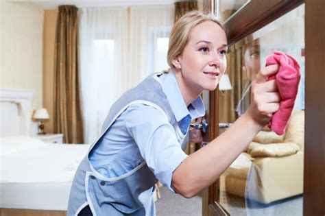 Live in housekeeper craigslist. 6,247 Live in Housekeeper jobs available on Indeed.com. Apply to Housekeeper, House Cleaner, Head Housekeeper and more! 