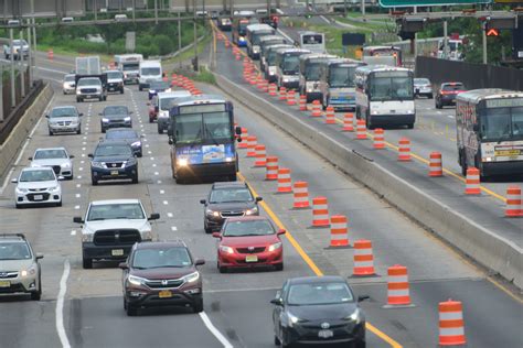 Live lincoln tunnel traffic. A pair of incidents at the Holland and Lincoln tunnels during rush hour Tuesday evening created a travel mess for commuters trying to get back to New Jersey. The Holland Tunnel outbound lanes were ... 