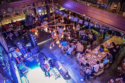 Live music bar. 10 Exceptional Bars and Restaurants for Live Music in Phoenix - Eater Phoenix. Where to eat, drink, and enjoy a great show. by Nikki Buchanan Sep 29, 2023, … 