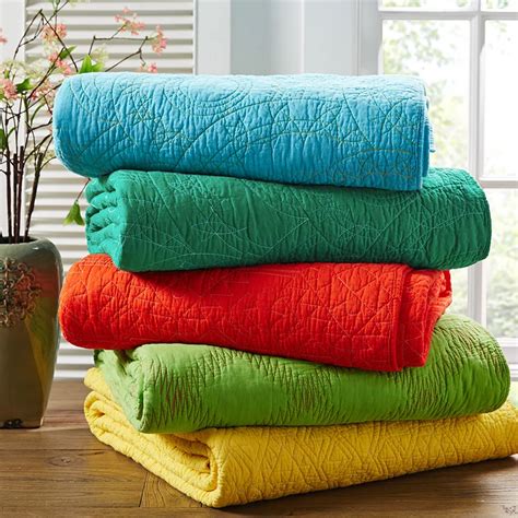 LiveWell Solid Color Throw Blankets ( 5 Colors)