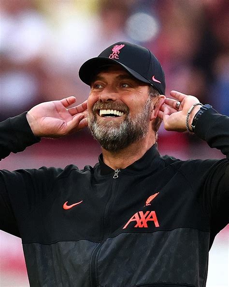 Liverpool teknik direktörü Klopp, savunmada yaşanan sakatlıklar nedeniyle .