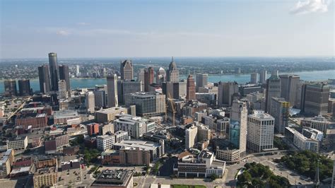 Living downtown. : Detroit - reddit