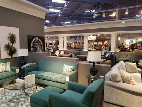 Living spaces furniture store. Living Spaces is a furniture retailer with 40 stores and distribution centers across California, Colorado, Arizona, Nevada, Utah, Oklahoma, Kansas and Texas. In the summer of 2003, Living Spaces opened its first store in Rancho Cucamonga, California. Three years later, the company’s flagship store and corporate headquarters opened in La Mirada. 