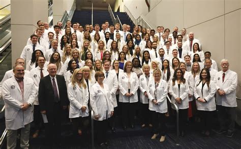 Lmu dental clinic knoxville tn. Mar 19, 2021 Updated Mar 19, 2021. Knoxville — Lincoln Memorial University (LMU) President Clayton Hess has announced the University is developing a College of Dental Medicine and applied for ... 