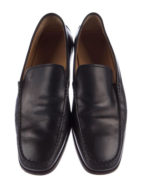 Loafers drivers. See full list on bespokeunit.com 