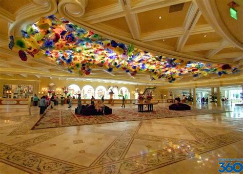 Lobby del casino superior.