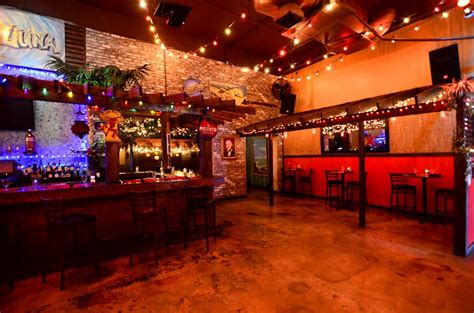 Loca luna ga. Loca Luna: A Atlanta, GA Bar. Known for Outdoor Space 