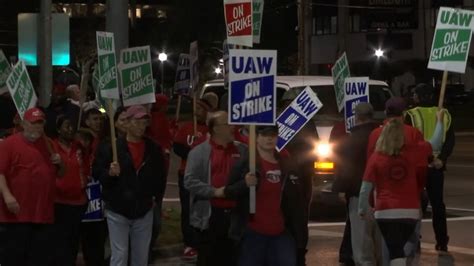 Local autoworkers excited by news of tentative union agreement with GM