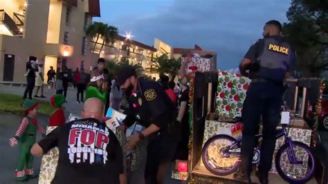 Local community joins forces with Miramar PD to help deliver gifts to kids across the city