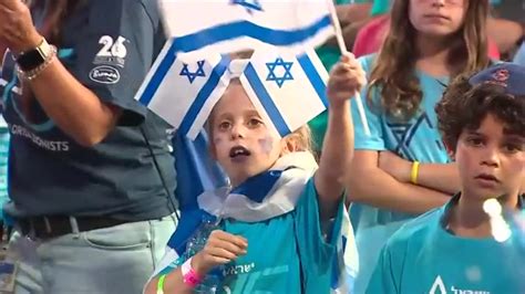 Local leaders, students join thousands in celebration of Israel’s 75th Independence Day at loanDepot Park