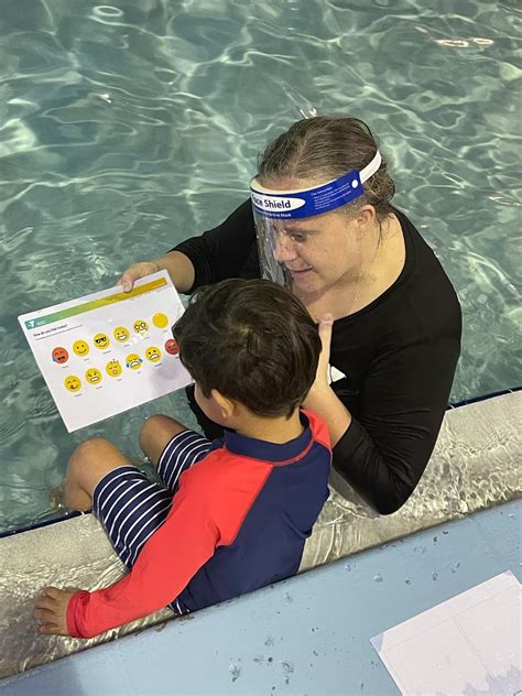 Local organization offers swim classes for children with autism