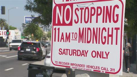 Locals upset over LAPD's 'No Stopping' signs ahead of Highland Park lowrider cruise