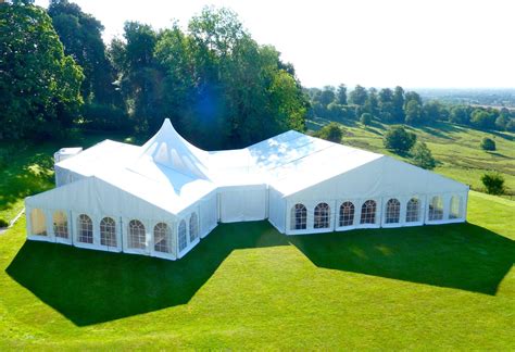 Location chapiteau anniversaire.  &Eacute;patez vos clients et collaborate...