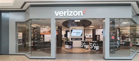 Locations for verizon stores. Rochester. Salem. Seabrook. Stratham. Tilton. West Lebanon. Find all New Hampshire Verizon retail store locations, including store hours and contact information. 