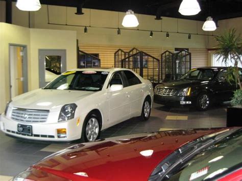 Sales at Lockhart Cadillac of Greenwood Greenwood, Indiana, United 