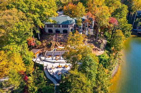 Lodge on lake lure. Things To Know About Lodge on lake lure. 