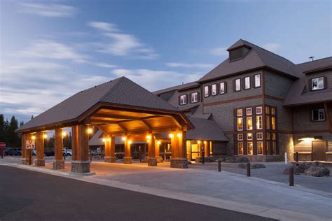 Lodging in Yellowstone National Park: Hotels, Lodges, Reservations