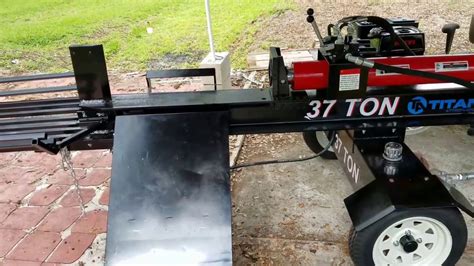 Log Splitter Titan