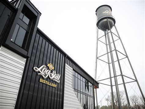Log still distillery. Log Still Distillery is open Sundays 11am-3pm and Mondays - Wednesday 10am-5pm. Thursdays - Saturdays 10am-7pm. Last tour at 4pm. Check the AMP schedule, Distillery and Tasting Room unavailable during concerts. What about tours for large groups? 