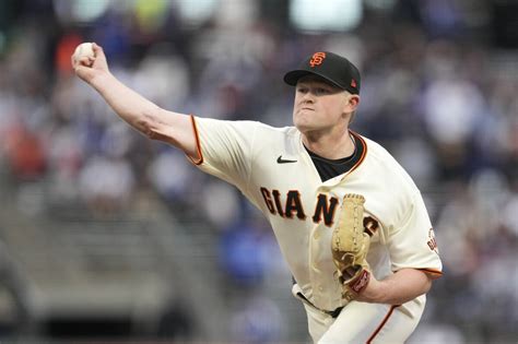 Logan Webb, Giants agree to $90M, 5-year deal for 2024-28