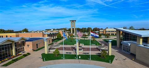 Logan university. Logan University Receives $1 Million Gift Toward $28 Million Campus Renovation Campaign. Posted on September 20, 2021 October 20, 2021 in General. As part of its ongoing commitment to advancing education and transforming lives through evidence-based, patient-centered health care, and thanks to a generous lead gift from … 