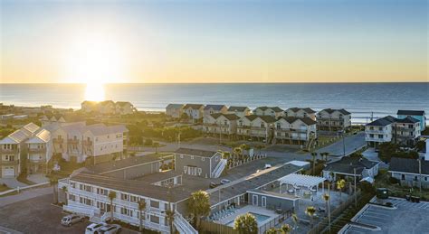 Loggerhead Inn Surf City NC CondoHotel Vacation Rental Rooms Topsail