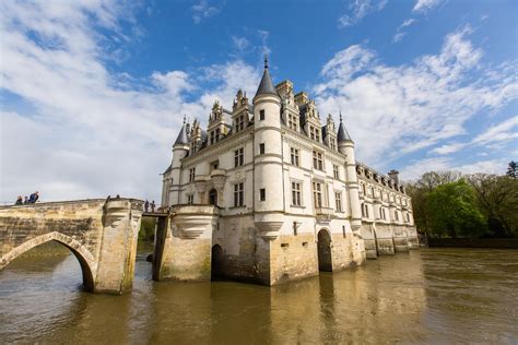 Loire valley tours. Hot-Air Balloon Ride over the Loire Valley, from Amboise & Chenonceau 55 The sweeping … 