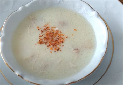 Lokanta Usulü Tavuk Paça Çorbası Yalancı İşkembe. 