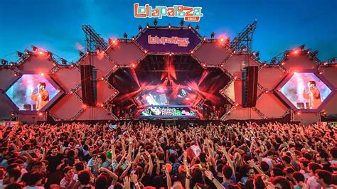 Lolla ga. Lollapalooza 2022 will be held at Grant Park in Chicago, Illinois. The venue, which is held in the Loop community area of Chicago and has an estimated capacity of 40,000 people, has hosted ... 