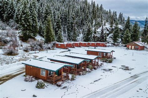 Lolo hot springs. Now $111 (Was $̶1̶2̶0̶) on Tripadvisor: The Lodge at Lolo Hot Springs, Lolo. See 359 traveler reviews, 204 candid photos, and great deals for The Lodge at Lolo Hot Springs, ranked #1 of 2 hotels in Lolo and rated 4 of 5 at Tripadvisor. 